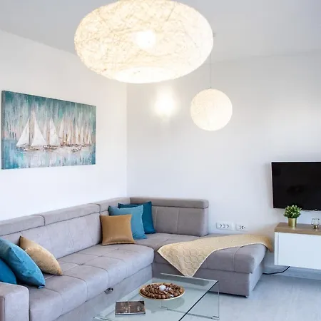 Penthouse Adriatic Blue Apartamento Trogir