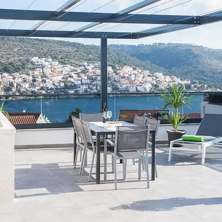 Penthouse Adriatic Blue