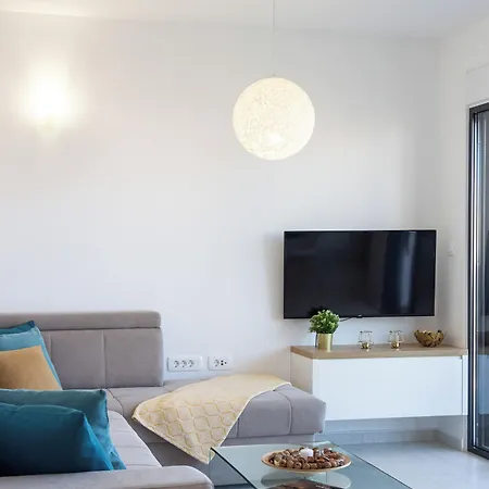 Penthouse Adriatic Blue *